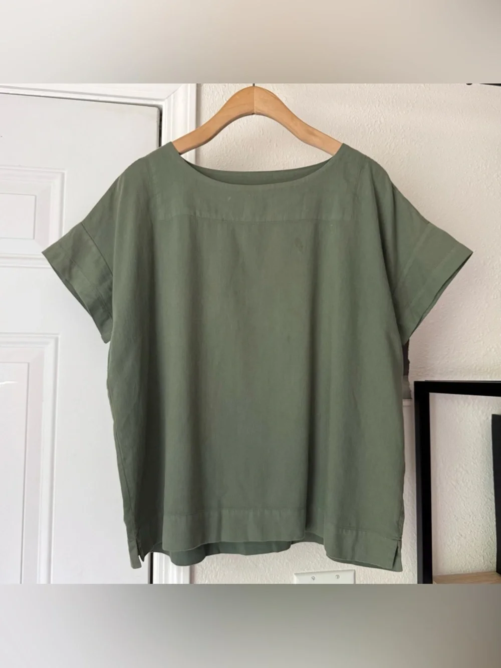 EILEEN FISHER Sage Olive green organic cotton boxy cropped short‎ sleeve shirt